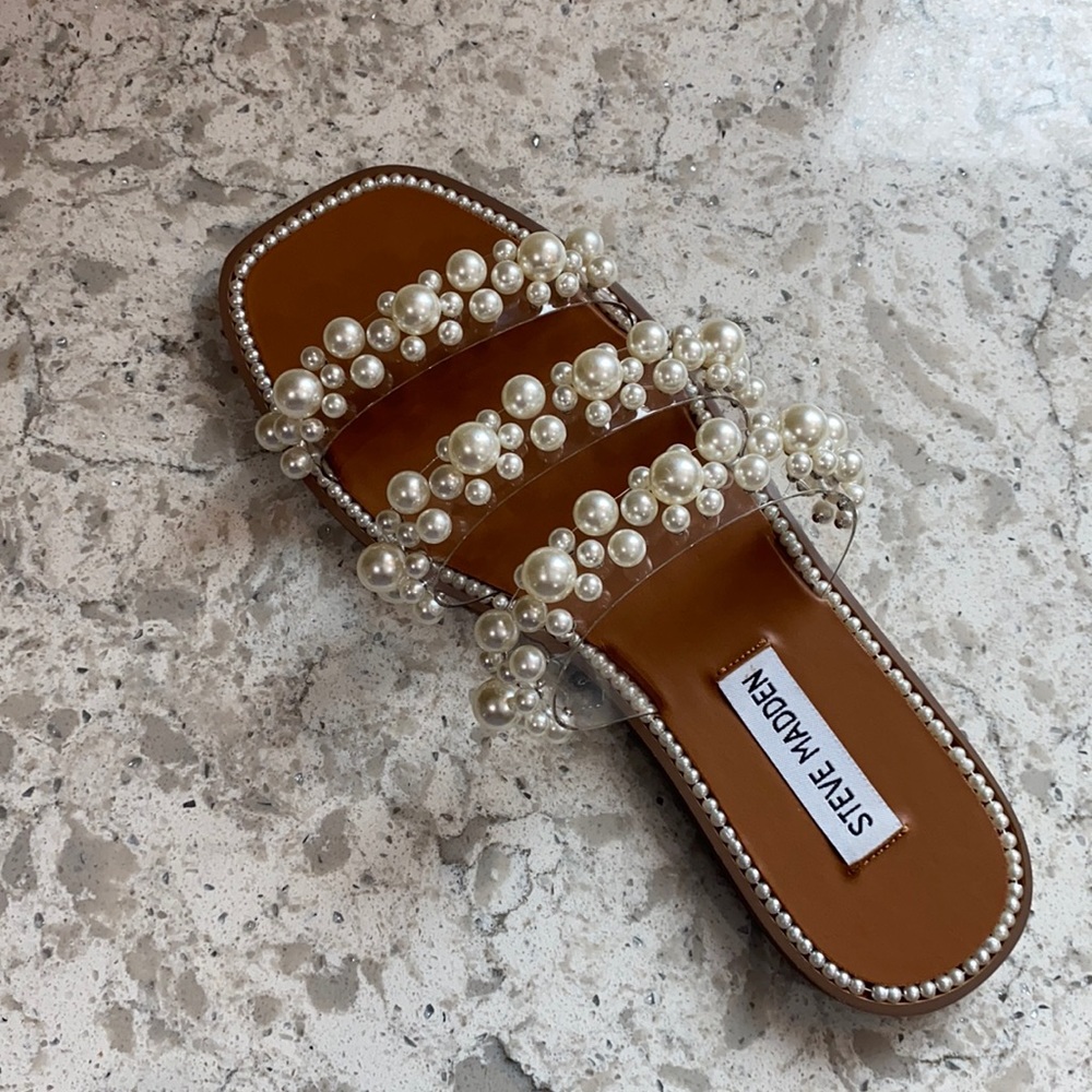 Steve Madden Taye sandals- sold out online